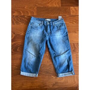 Levis Womens Denim Capri Jeans Medium Wash Cuffed Cropped Pants Size 10